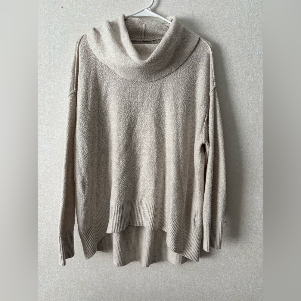 American Eagle Outfitters | Cream Cowl Neck Sweater | Size Small